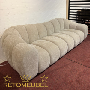 Luxe Bank, Reto Meubel